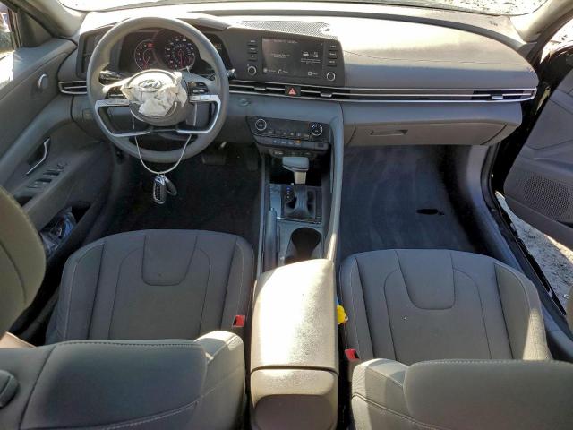 Hyundai ELANTRA Sel Image 5