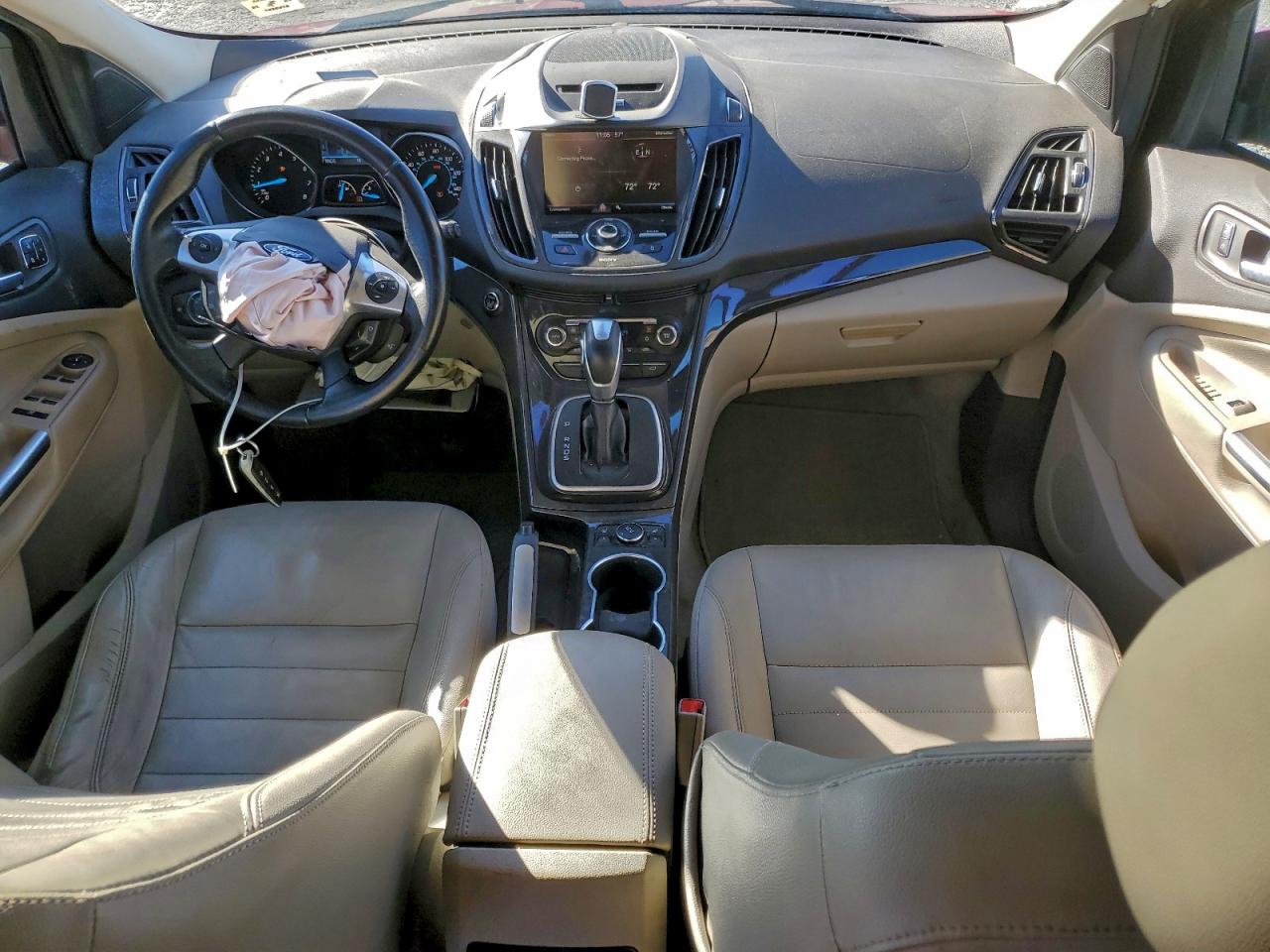 Ford Escape Titanium Image 6