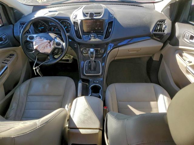 Ford Escape Titanium Image 6