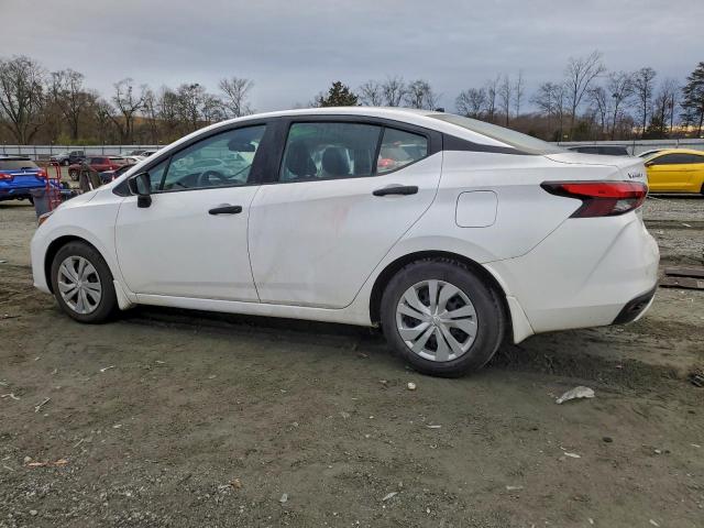 Nissan Versa S Image 7