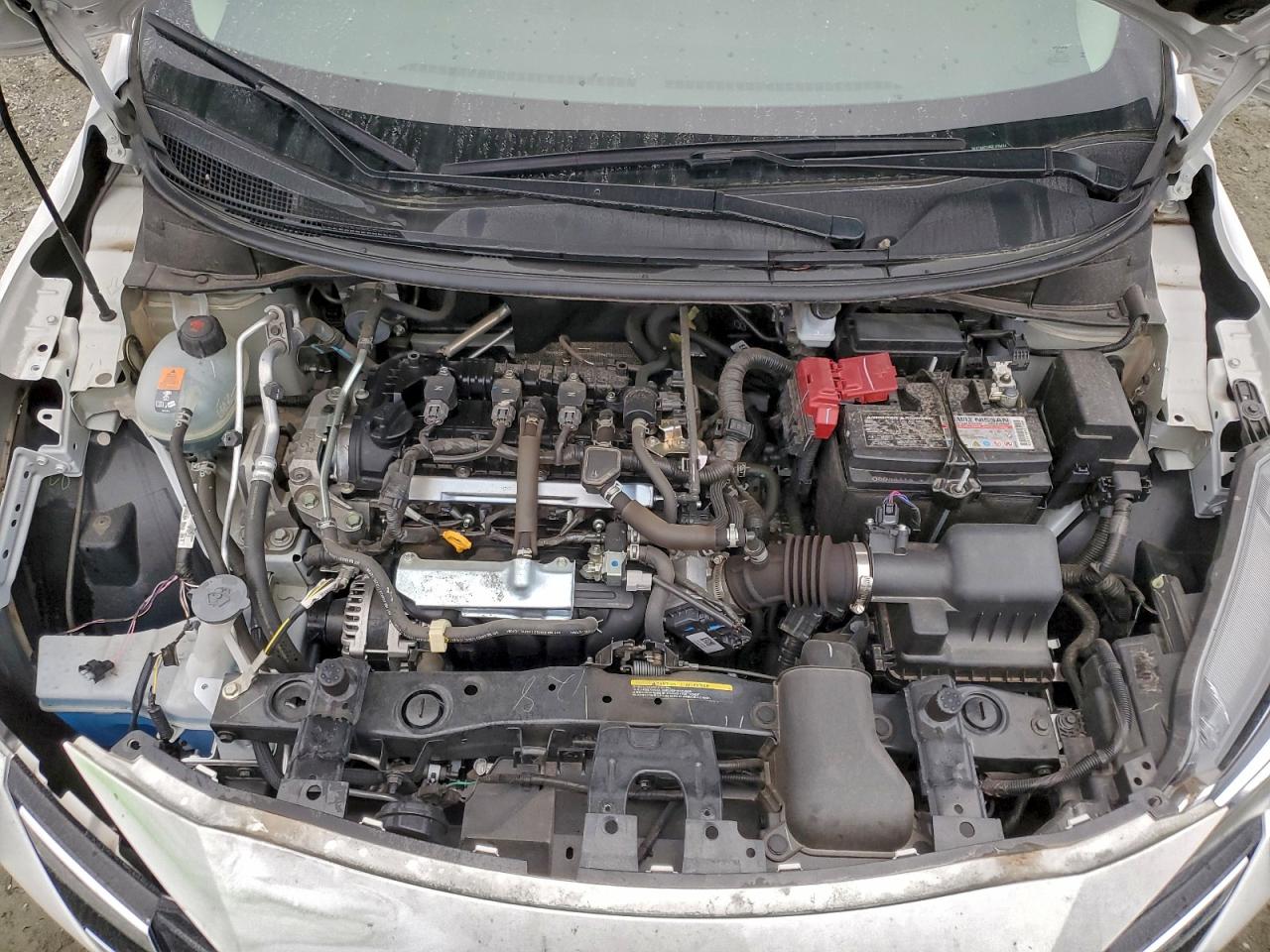 Nissan Versa S Image 4