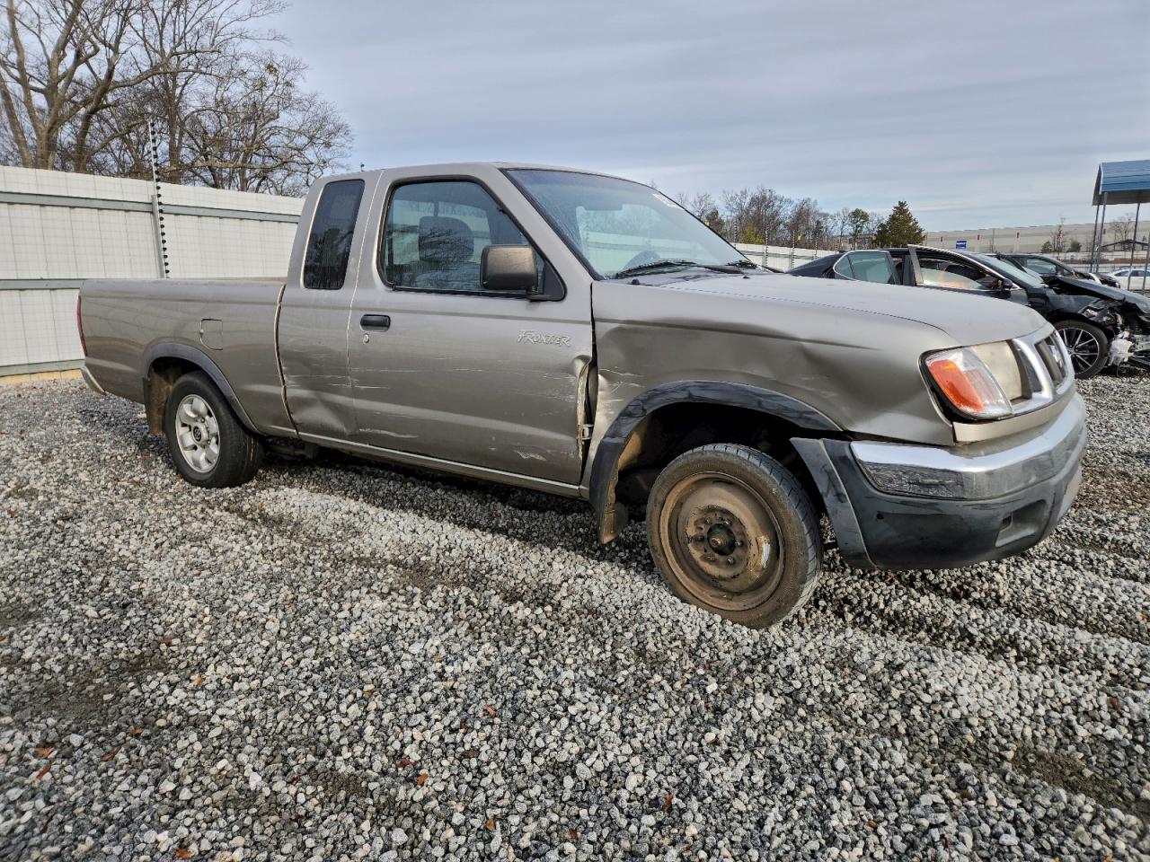Nissan Frontier King Cab Xe Image 7