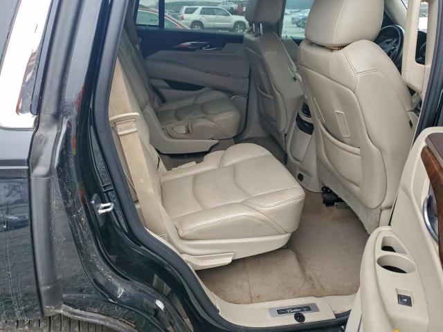Cadillac Escalade Premium Image 12