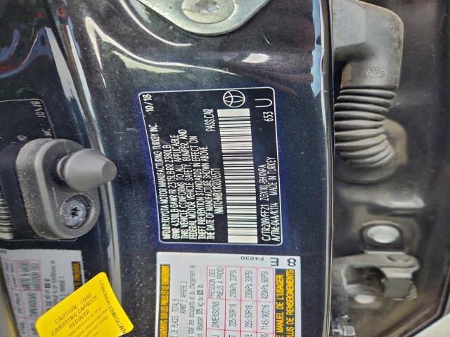 Toyota C-HR Xle Image 8