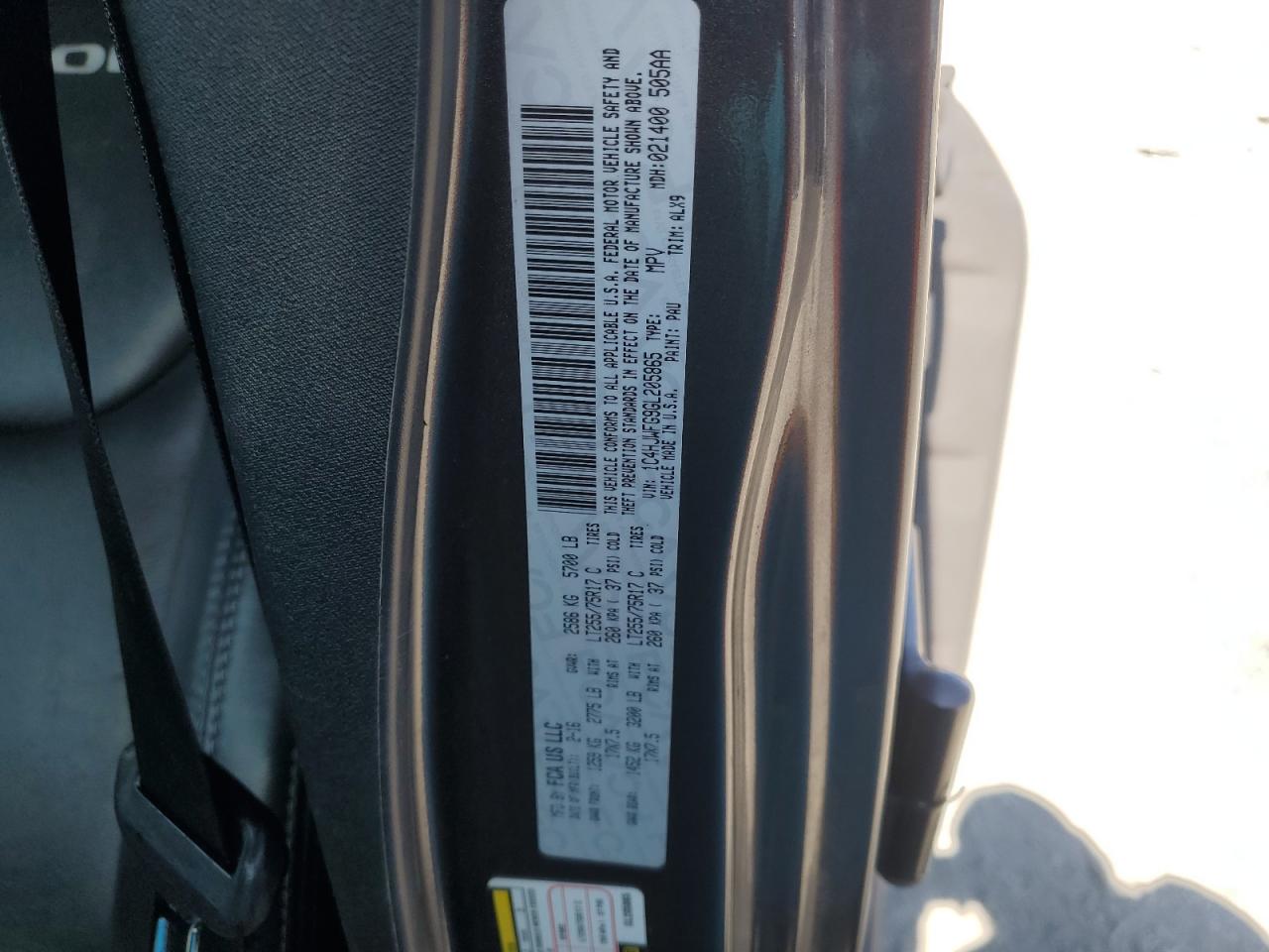 Jeep Wrangler Rubicon Image 9