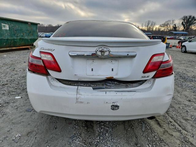 Toyota Camry Ce Image 8