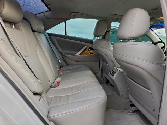 Toyota Camry Ce Image 6