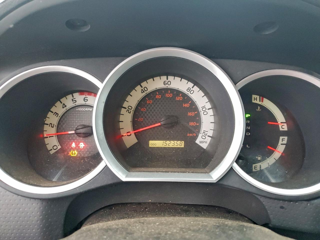 Toyota Tacoma Double Cab Image 11