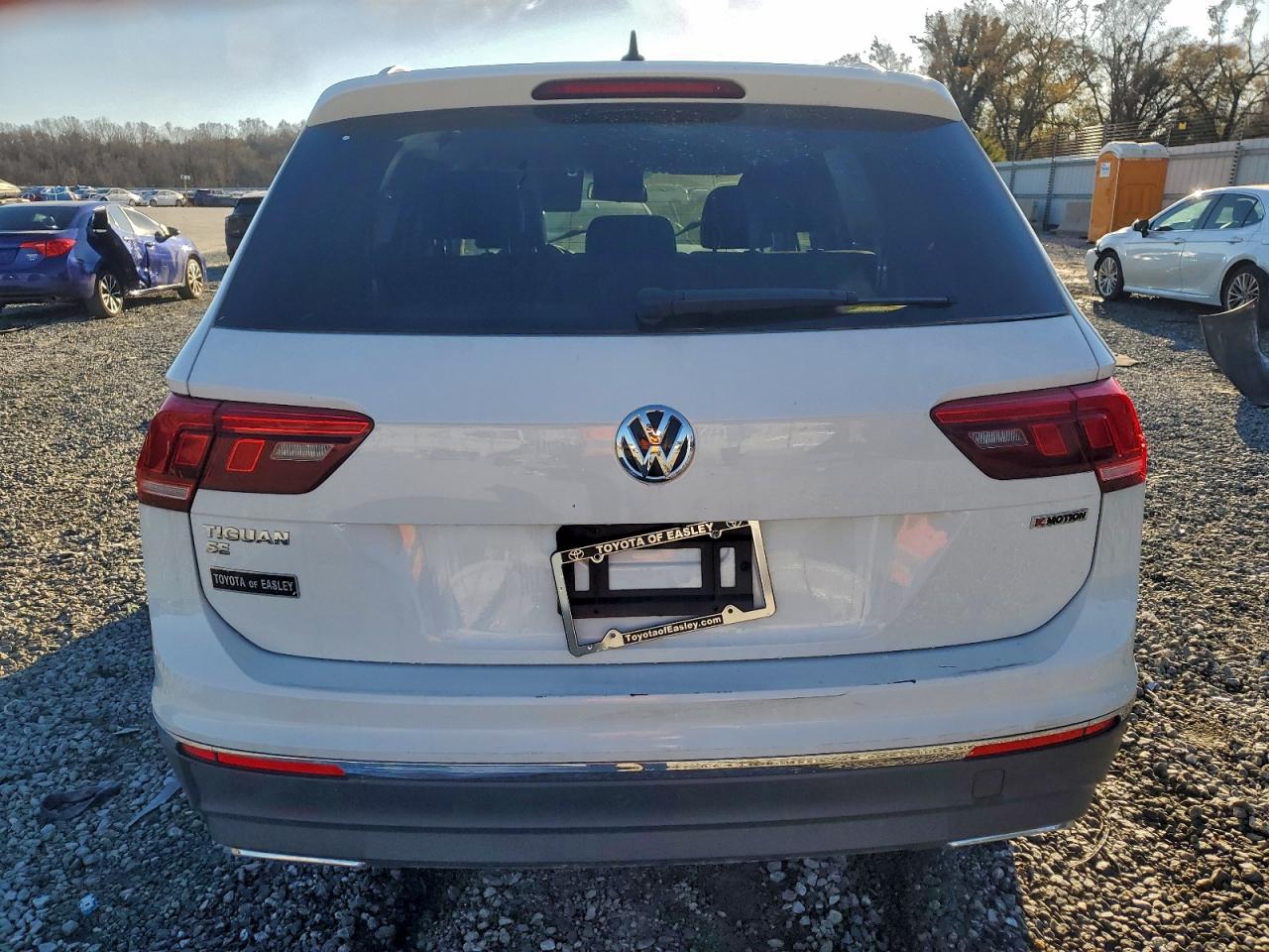 Volkswagen Tiguan Se Image 12