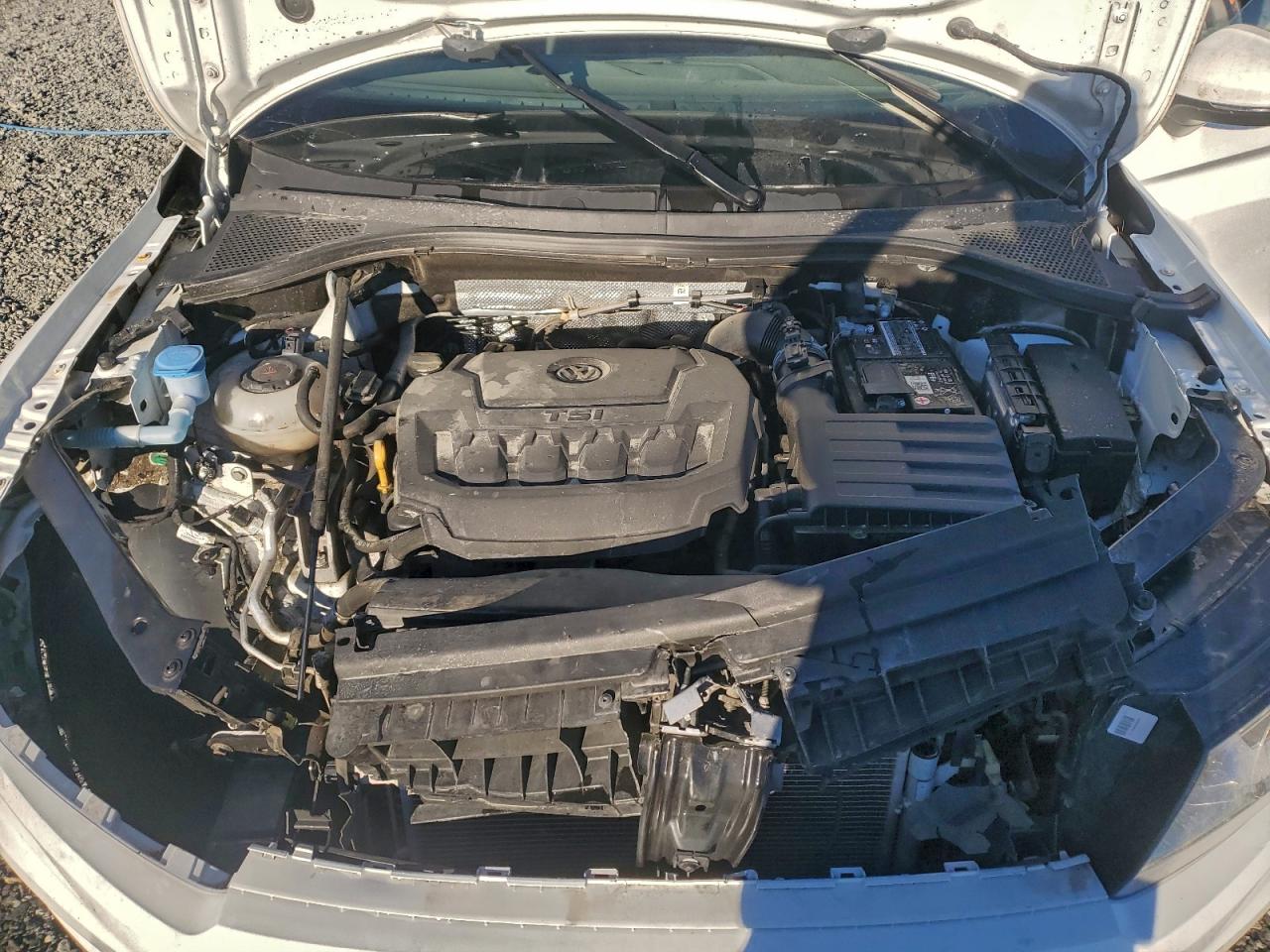 Volkswagen Tiguan Se Image 9