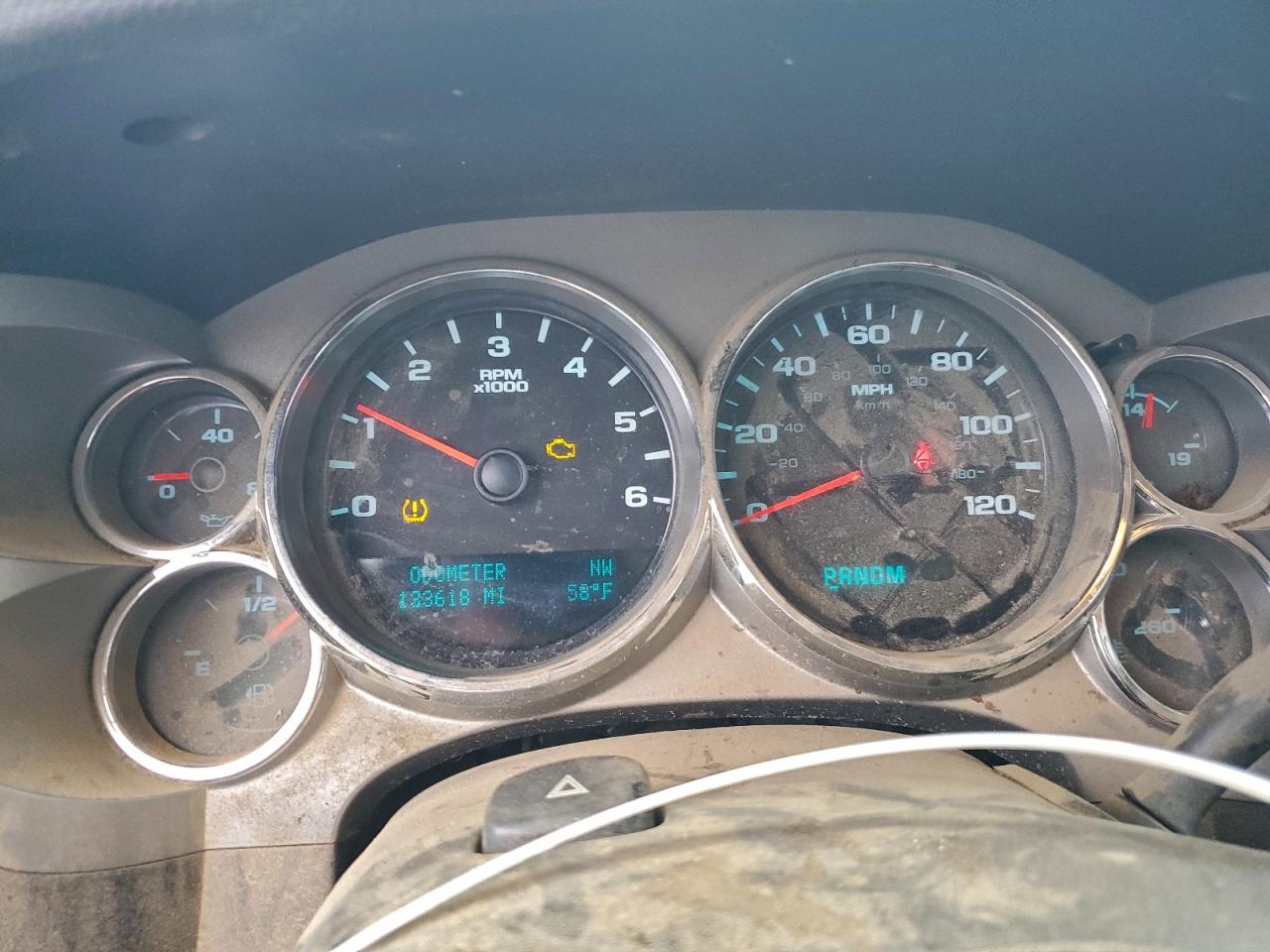 Chevrolet Silverado K1500 Lt Image 2