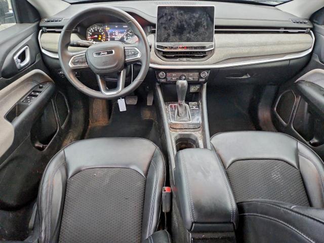 Jeep Compass Latitude Image 9