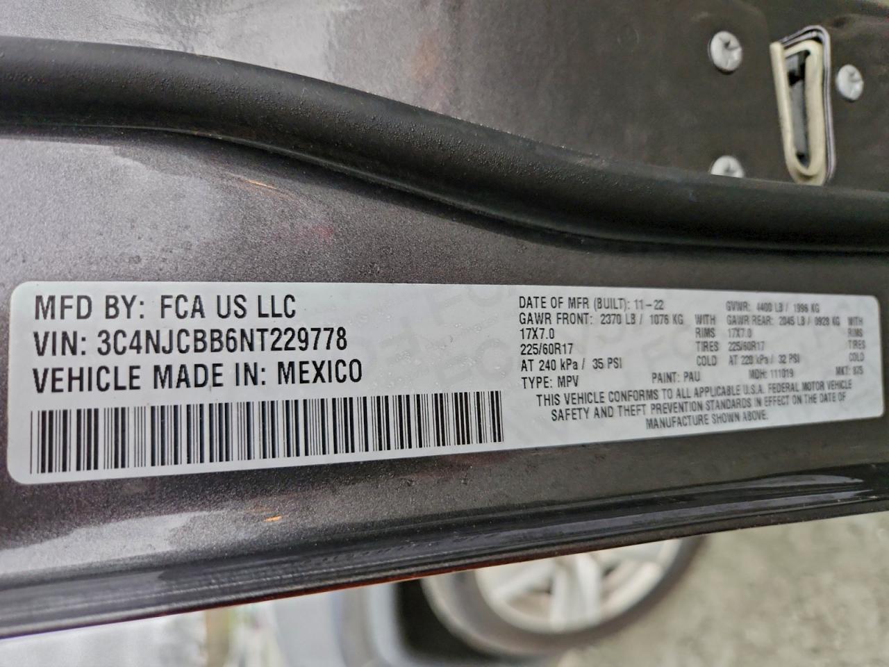 Jeep Compass Latitude Image 13