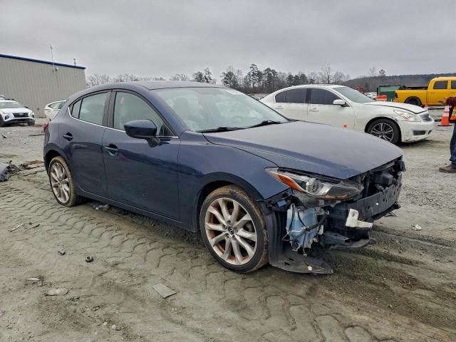 Mazda 3 Grand Touring Image 8