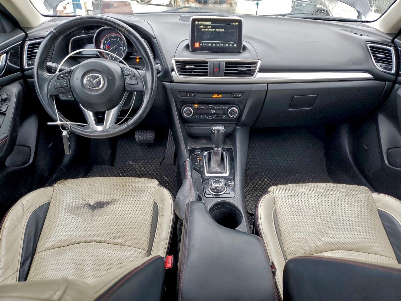 Mazda 3 Grand Touring Image 9