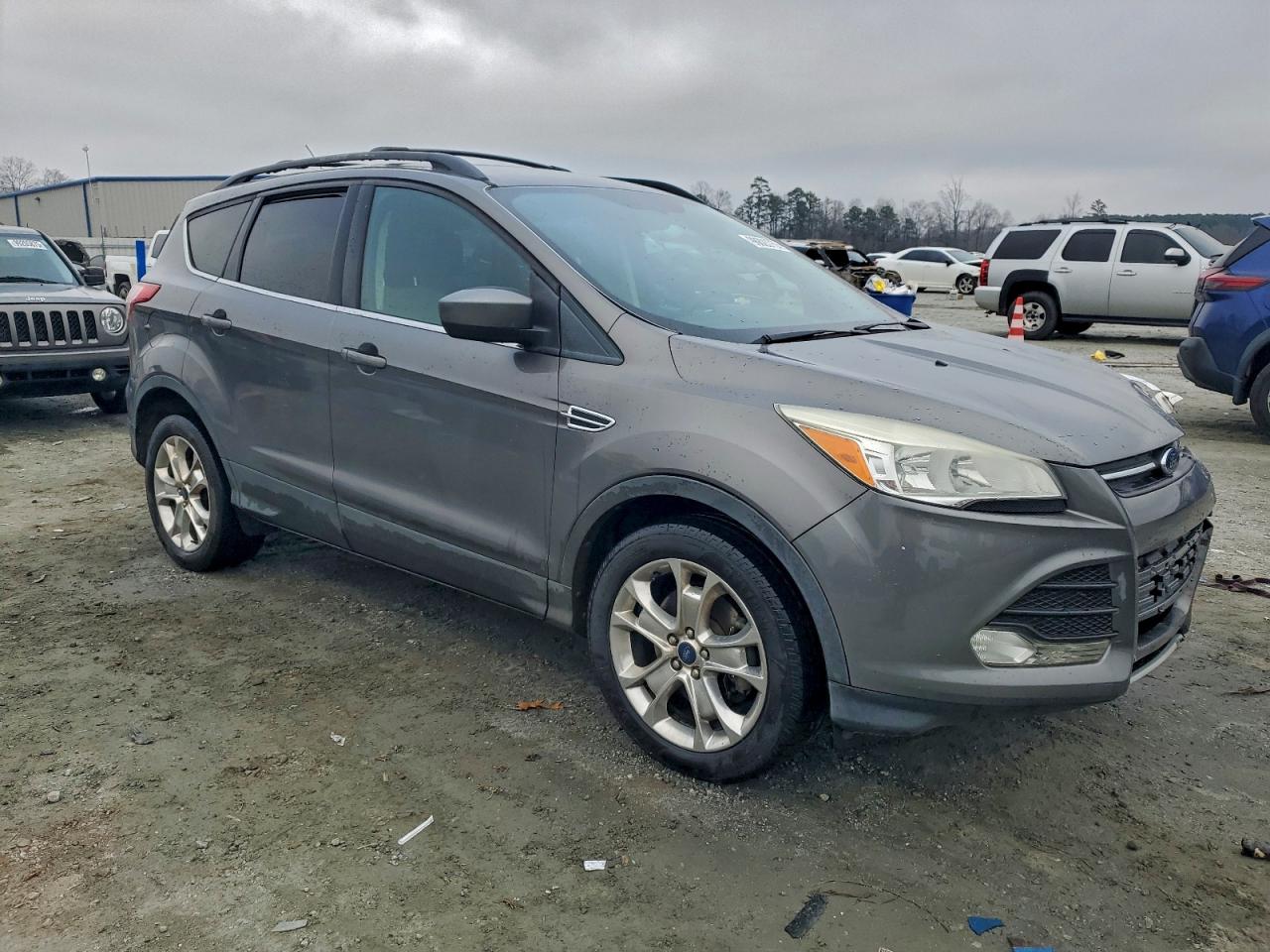 Ford Escape Se Image 3