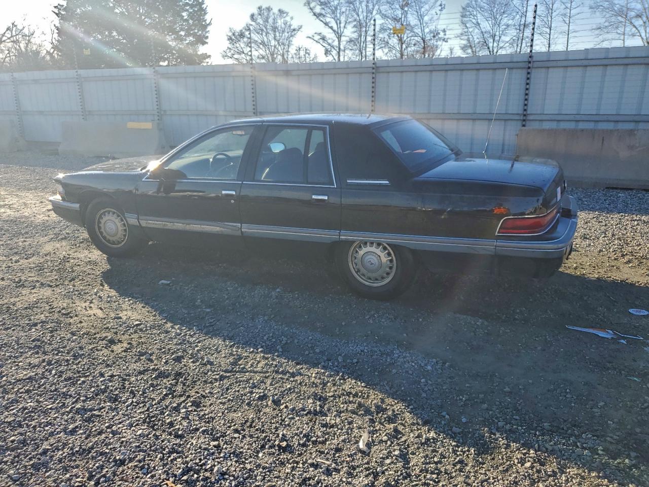 Buick Roadmaster Image 11