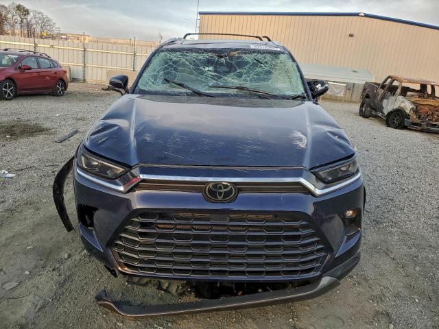 Toyota Grand High Xle Image 6