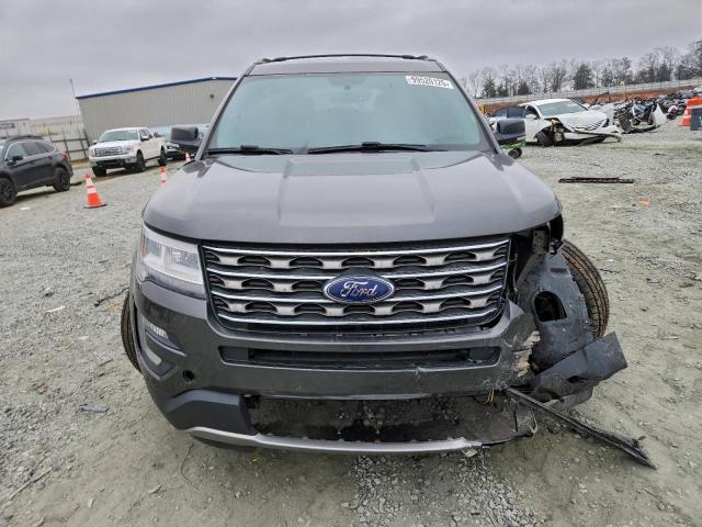 Ford Explorer Xlt Image 6