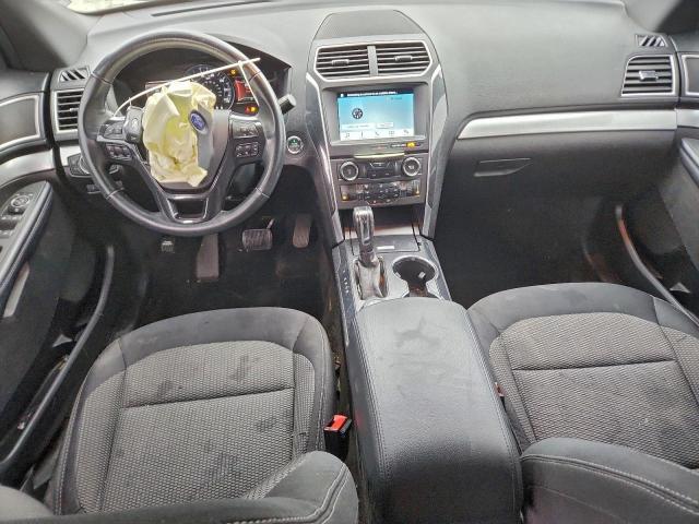 Ford Explorer Xlt Image 5