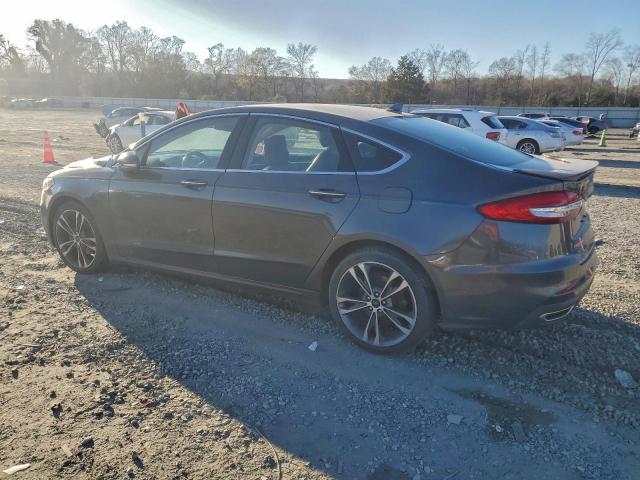 Ford Fusion Titanium Image 3