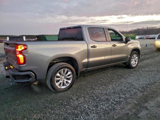 Chevrolet Silverado C1500 Custom Image 12