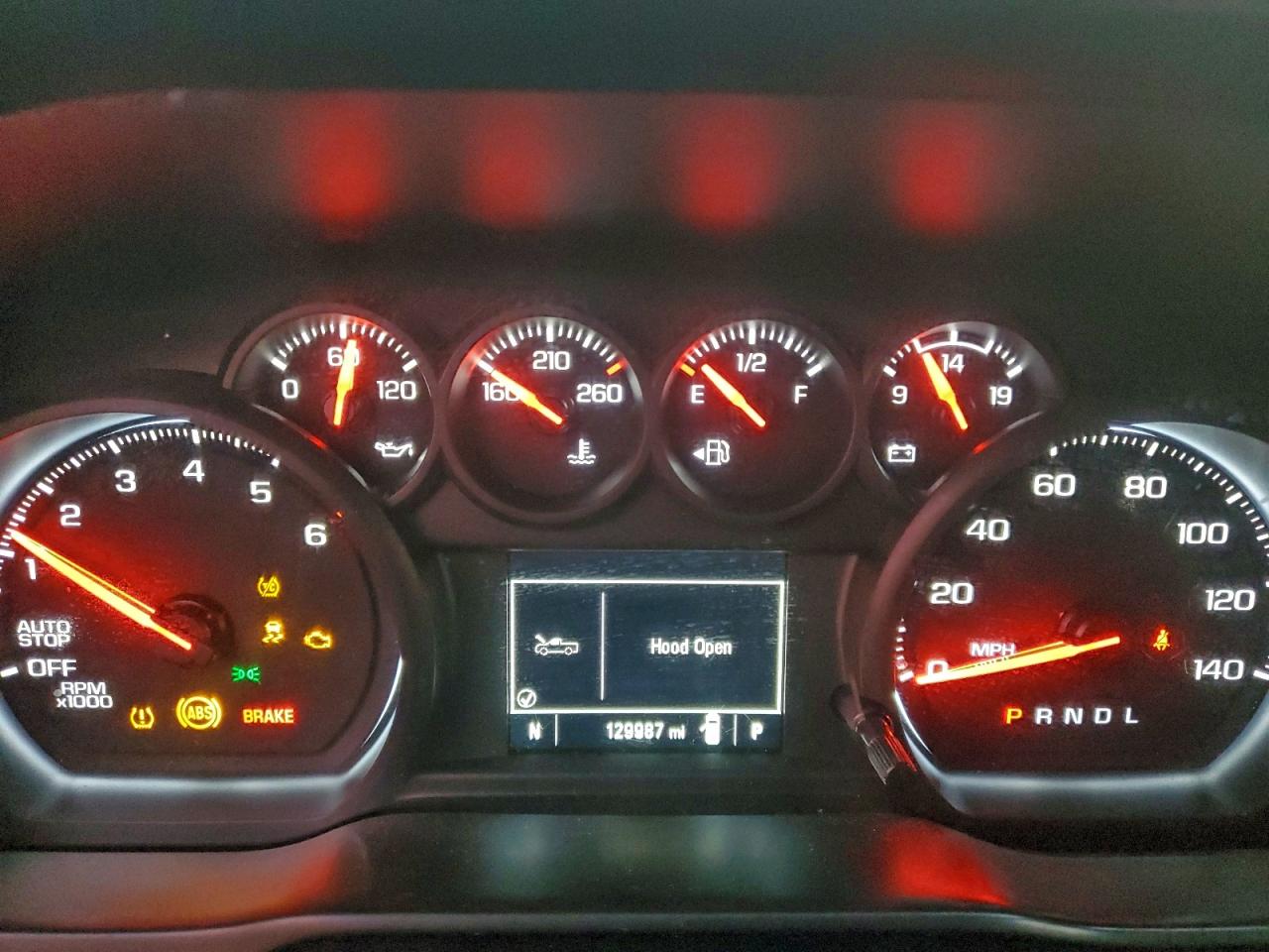 Chevrolet Silverado C1500 Custom Image 10