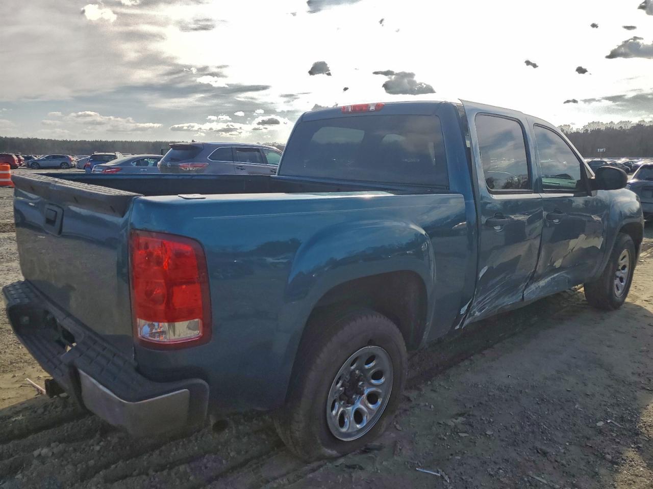 GMC Sierra C1500 Image 3