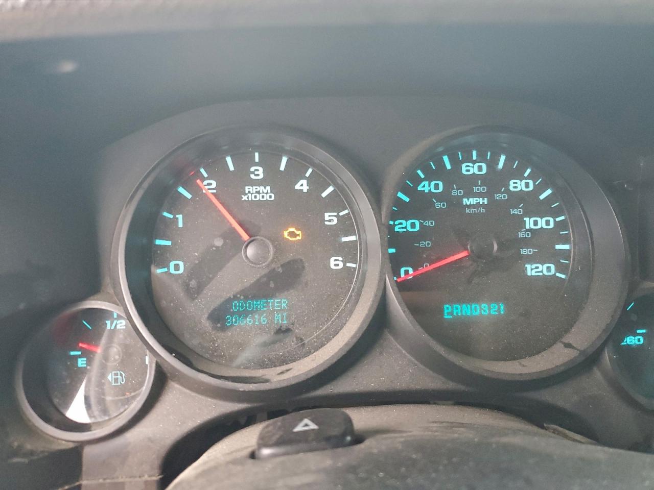 GMC Sierra C1500 Image 10