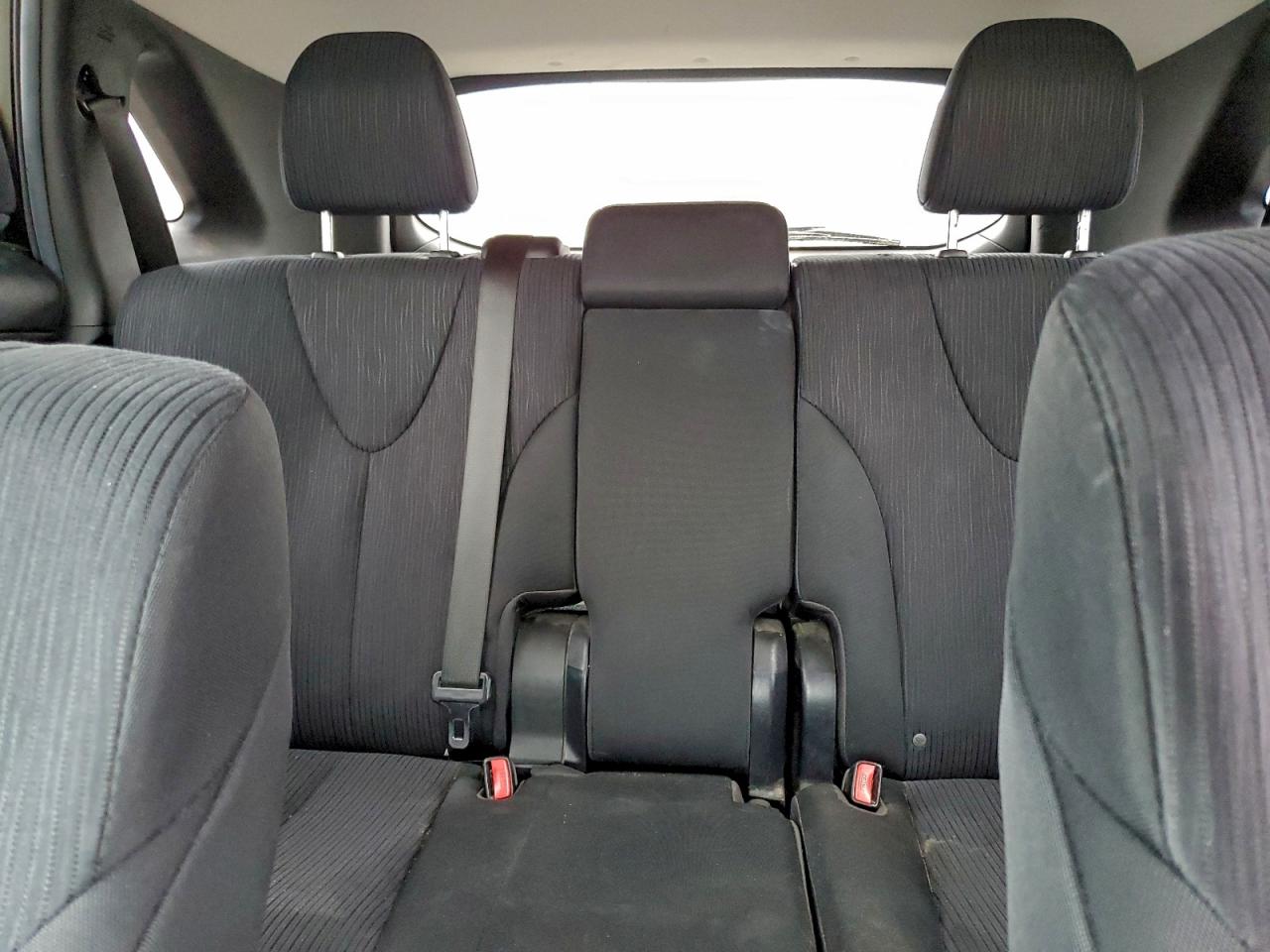 Toyota Venza Le Image 11