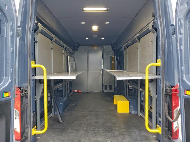 Ford Transit T-250 Image 6