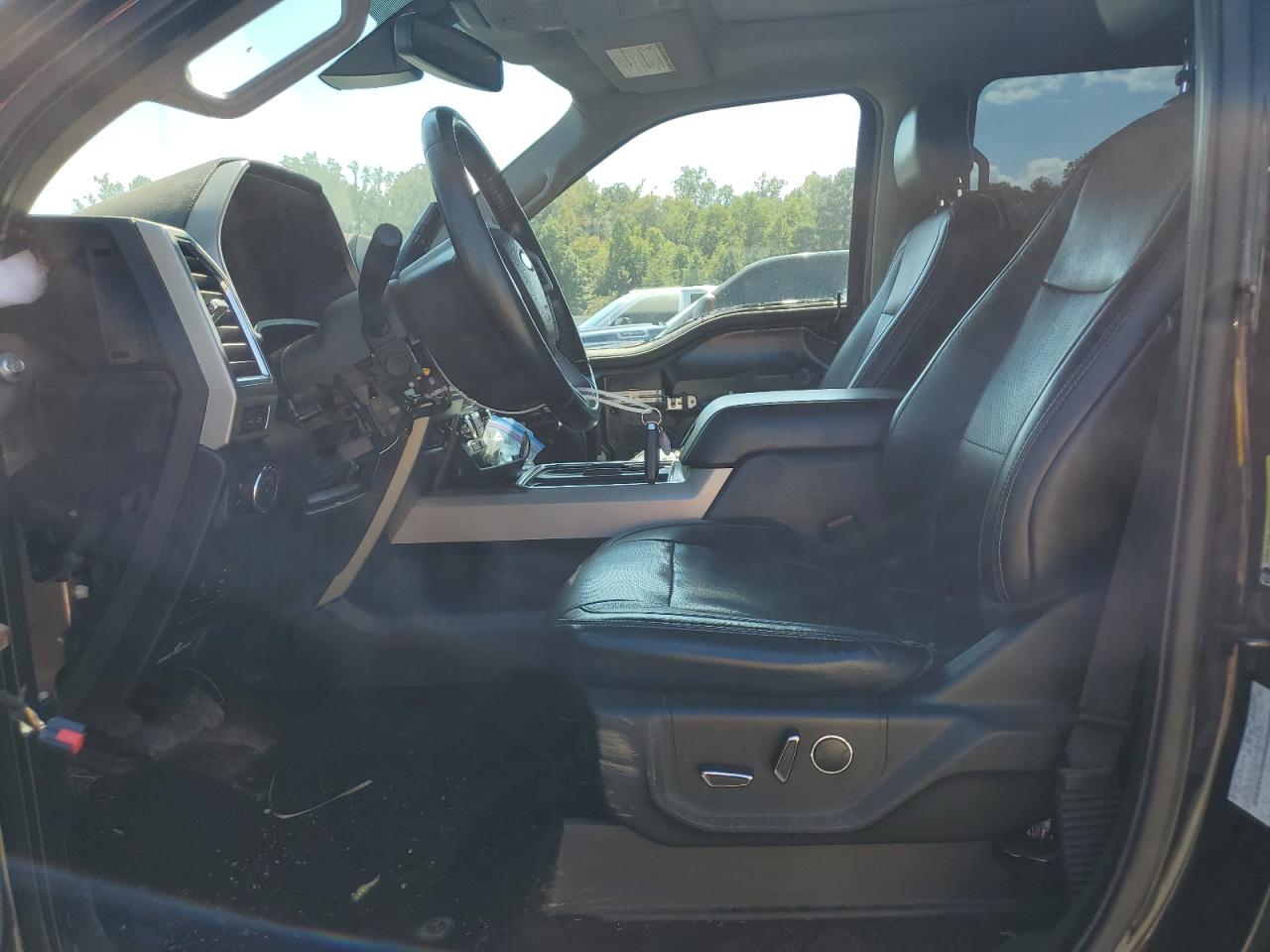 Ford F-350 Super Duty Image 8