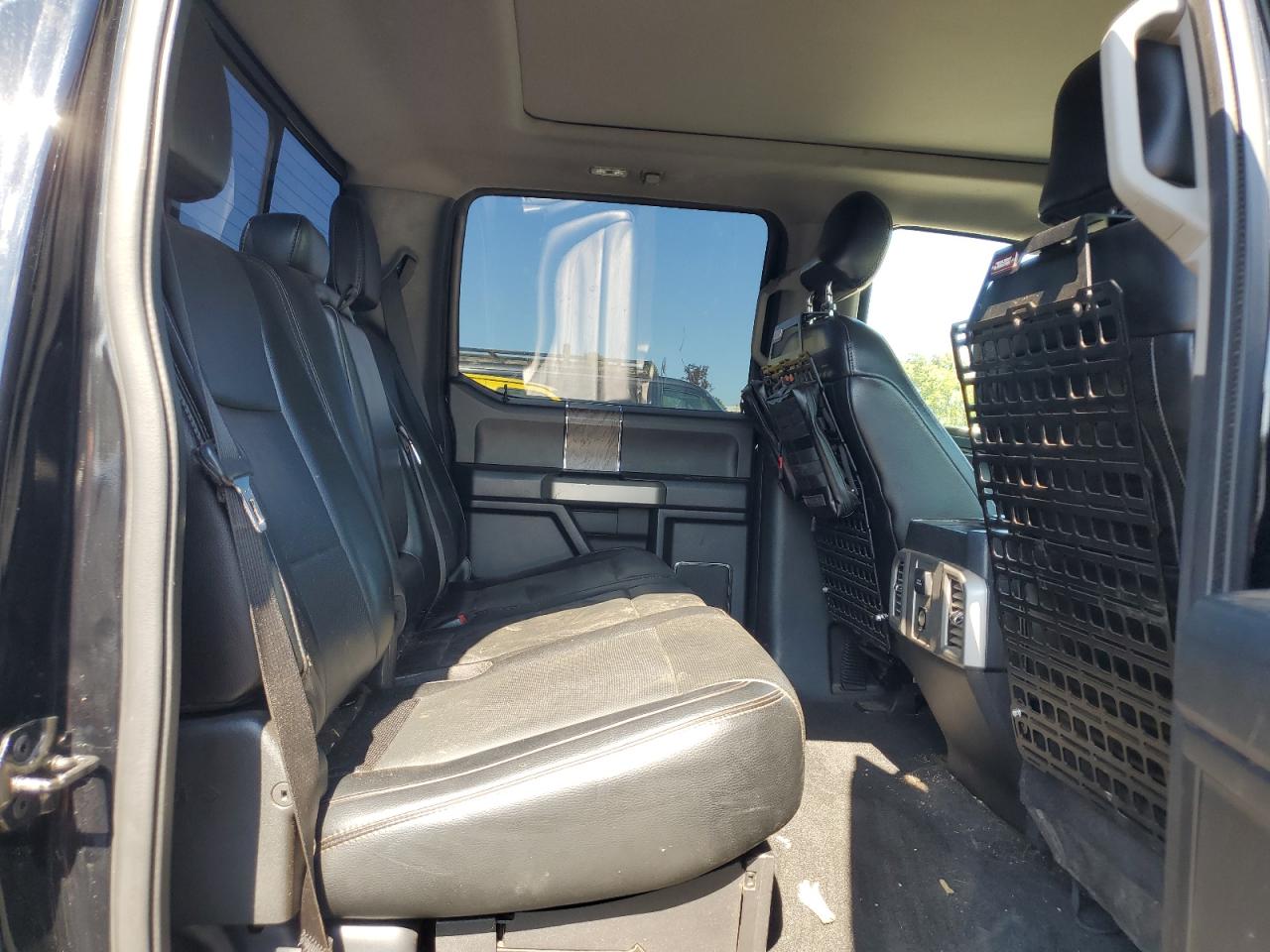 Ford F-350 Super Duty Image 7