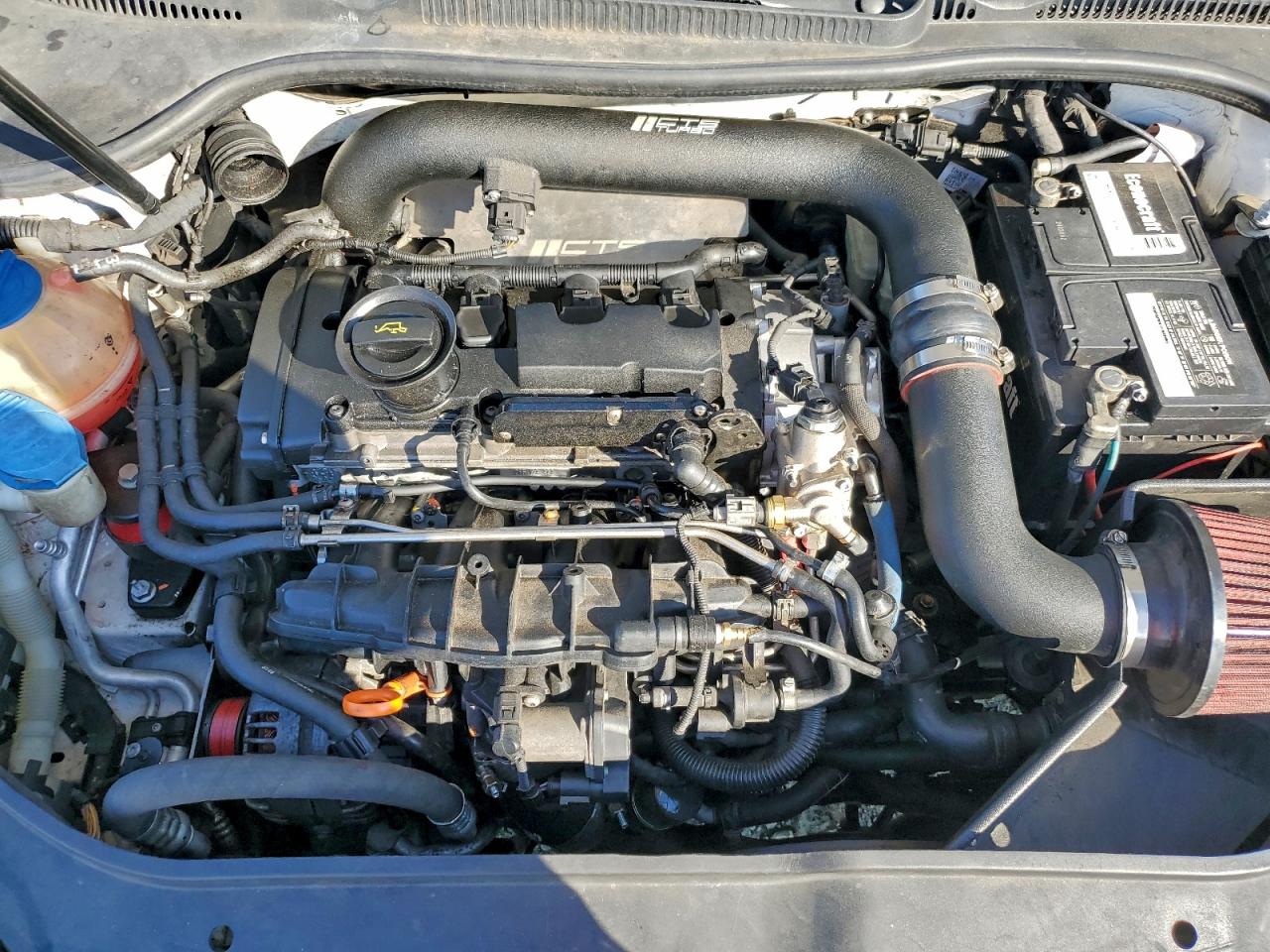 Volkswagen GTI Image 7