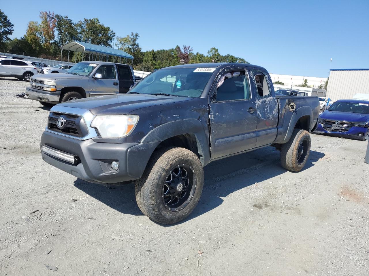 Toyota Tacoma Access Cab Image 1