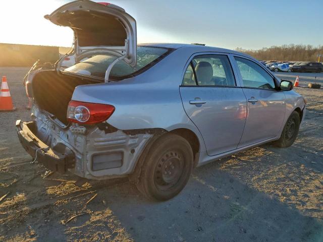 Toyota Corolla Base Image 5