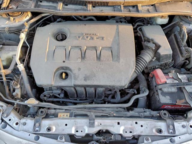 Toyota Corolla Base Image 10