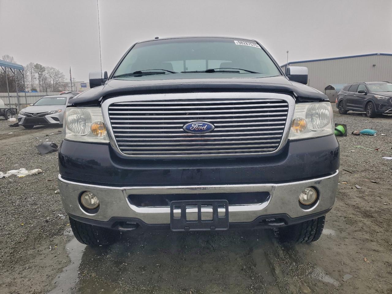 Ford F-150 Supercrew Image 8