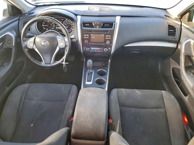 Nissan Altima 2.5 Image 4