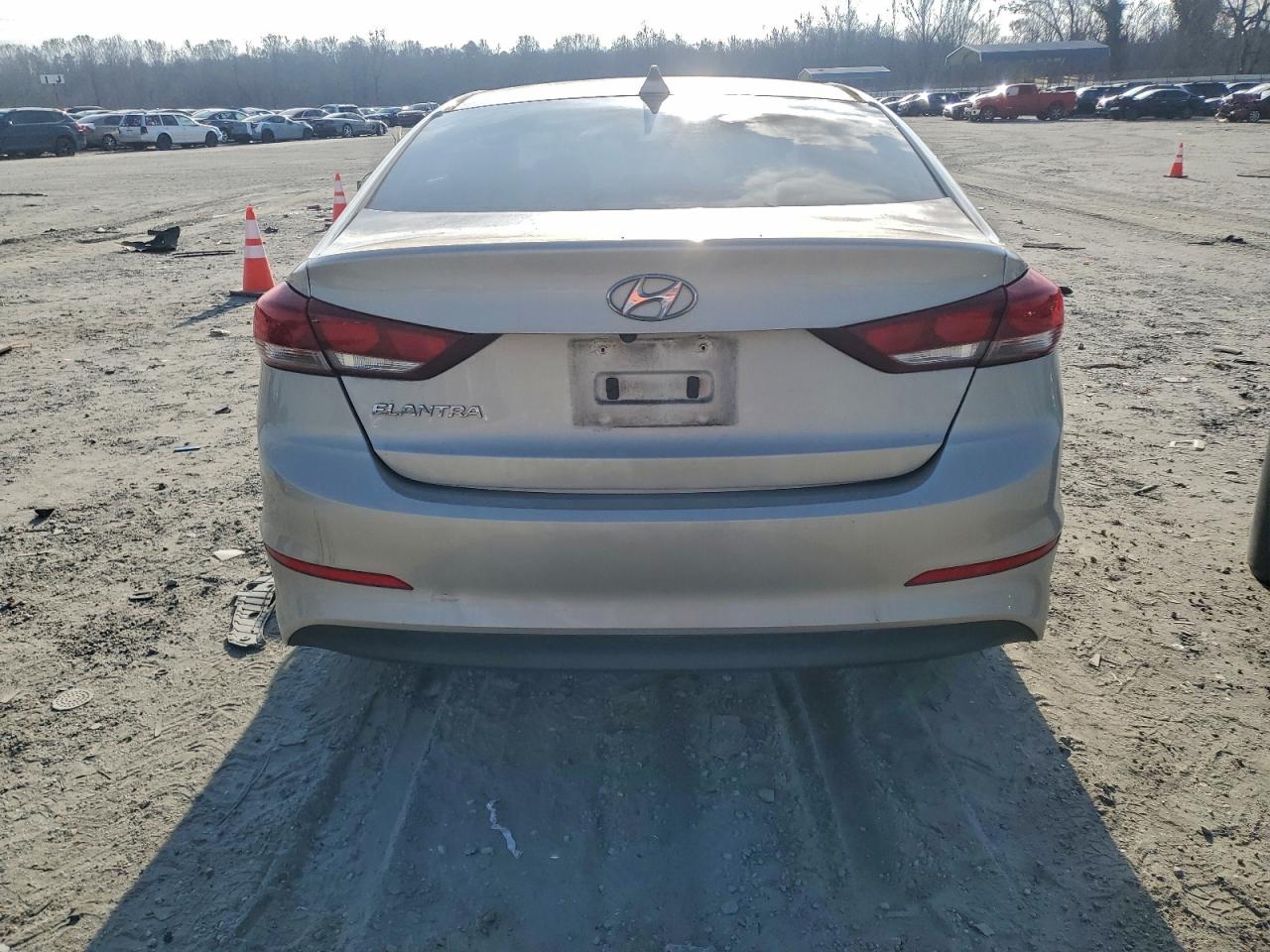 Hyundai ELANTRA Se Image 11