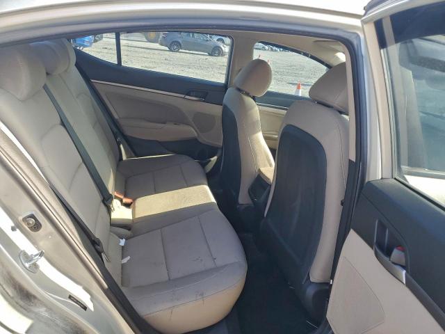 Hyundai ELANTRA Se Image 9