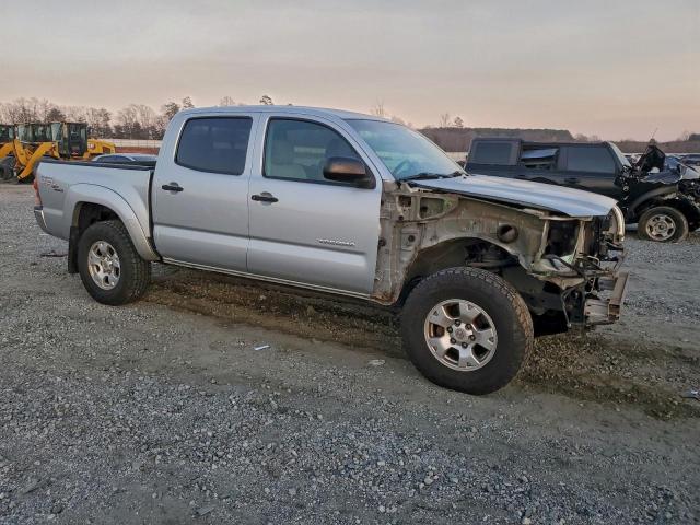 Toyota Tacoma Double Cab Prerunner Image 5