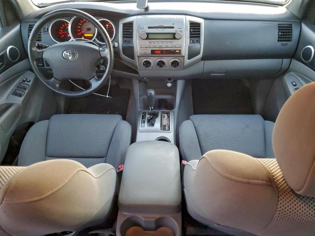 Toyota Tacoma Double Cab Prerunner Image 11