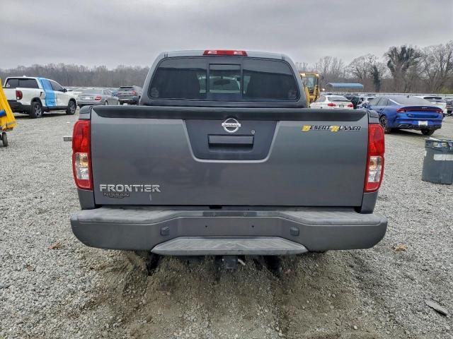 Nissan Frontier S Image 3