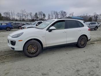  Salvage Porsche Cayenne