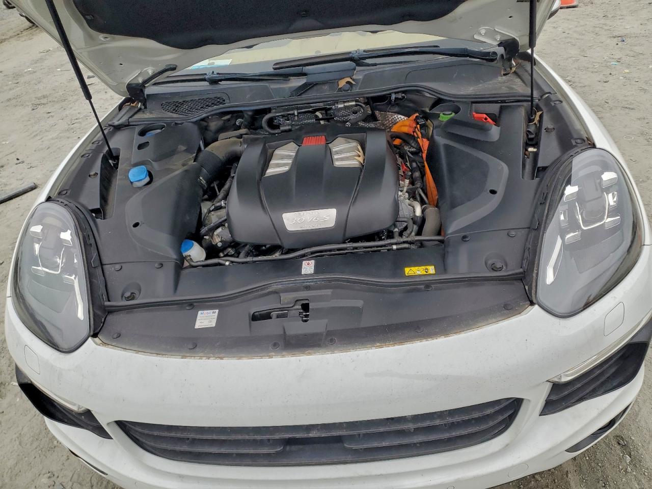 Porsche Cayenne Se Hybrid Platinum Image 8