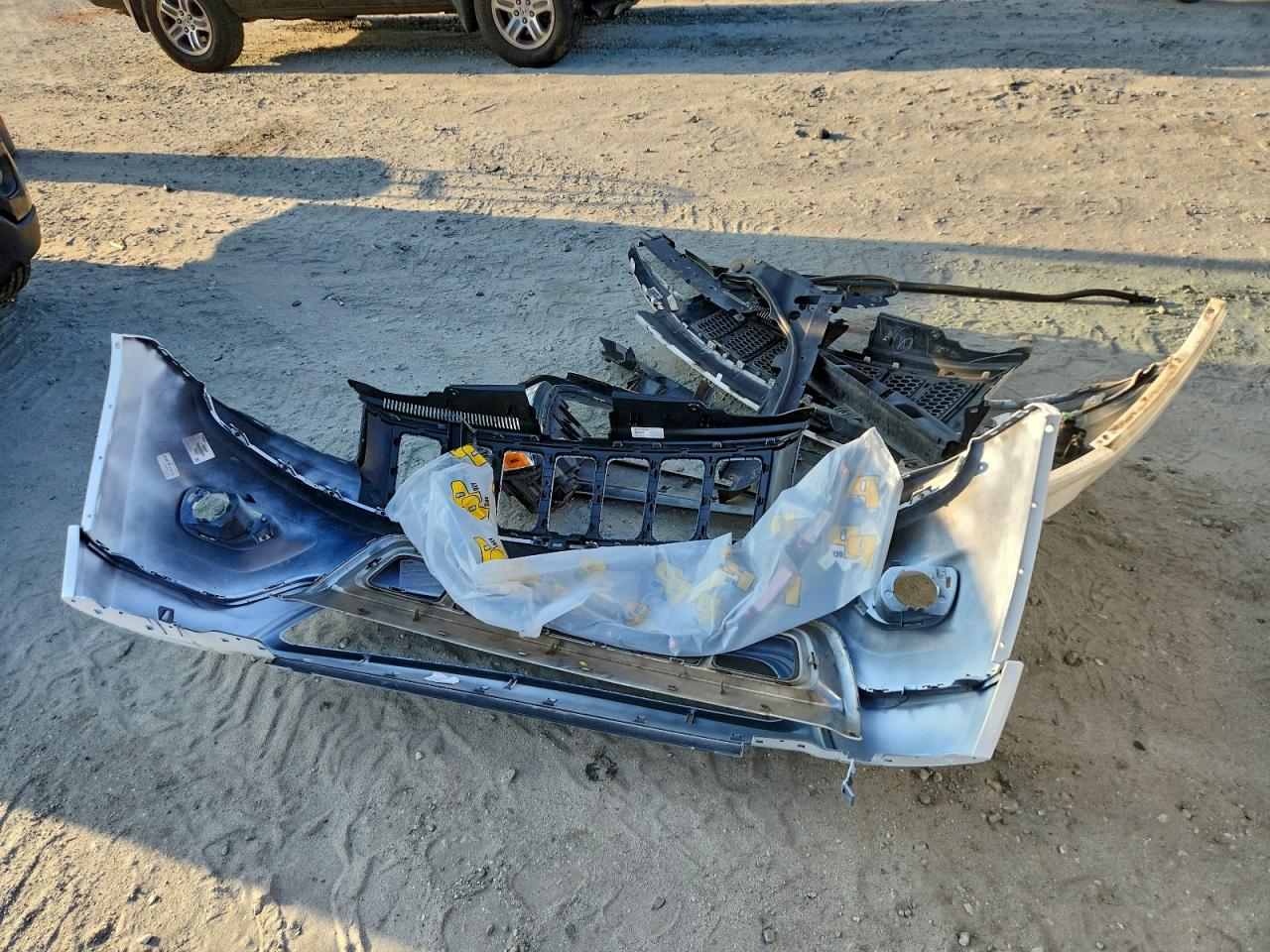 Jeep Grand Cherokee Overland Image 14