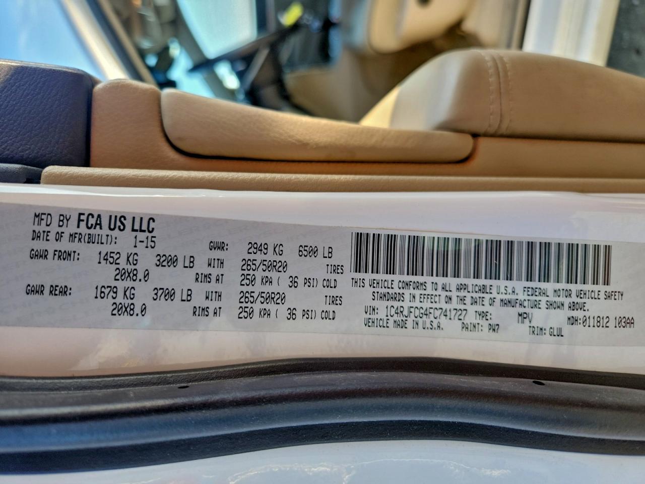 Jeep Grand Cherokee Overland Image 9