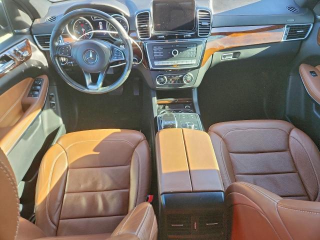 Mercedes-Benz Gls-class 550 4matic Image 4