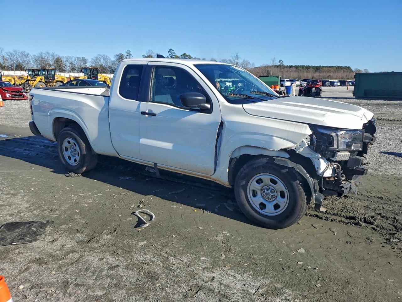 Nissan Frontier S Image 8